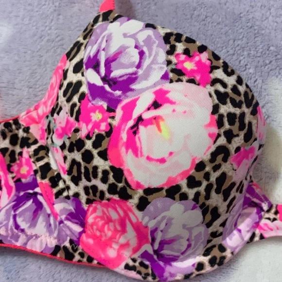 PINK Victoria’s Secret Wear Everywhere Lightly Lined Demi Bra - Picture 3 of 7